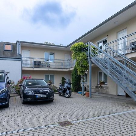 Penzion Rodos - Cafe Prag Dış mekan fotoğraf
